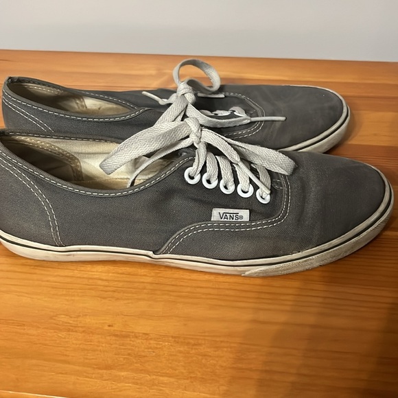 Women’s Vans - Picture 2 of 7